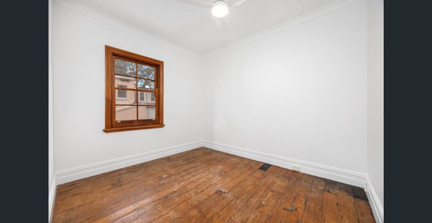 CHARMING PADDINGTON TERRACE IN CENTRAL PADDINGTON LOCATION - Photo 1