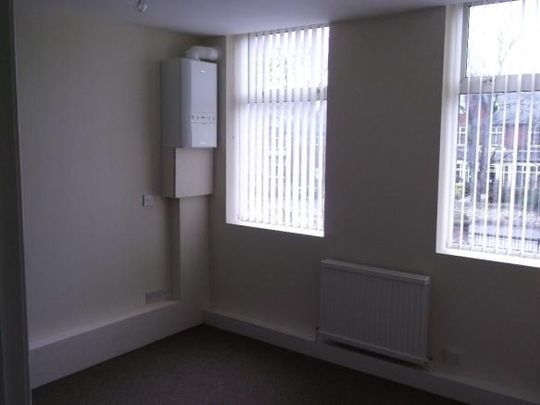 One bedroom studio type apartments from £390 PCM - Photo 1