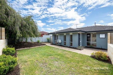 3 Bedroom 1 Bathroom House in Padbury - Photo 4