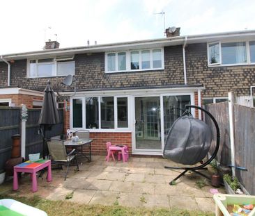 3 bedroom terraced house to rent - Photo 6