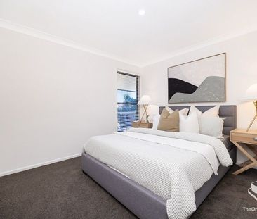 Family Sanctuary on 598sqm with multiple living zones and beautiful... - Photo 3