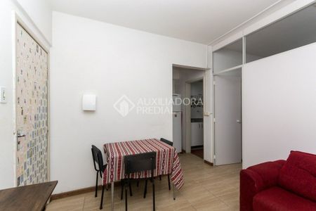 Apartamento com 1 quarto e 32m² para alugar em Centro Histórico, Porto Alegre. - Photo 2