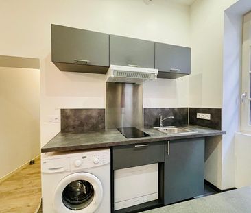 Location Appartement 1 pièce 30m² - Photo 3