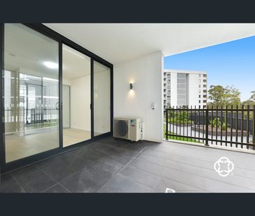 8071/17 Amalfi drive, Wentworth Point, NSW 2127 - Photo 5
