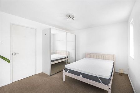 Rouel Road, London, SE16 3SL - Photo 4