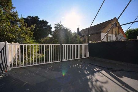 Godwin Road, Margate, CT9 - Photo 2