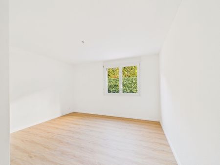 Beautiful 3.5-room apartment on the ground floor in a quiet, sunny location in Zizers - Foto 4