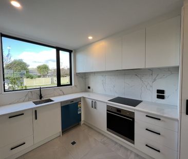 2/14 Rutherford Street, Woolston - Photo 5