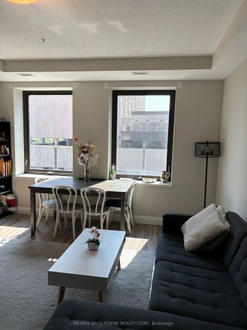 118 KING Street E #419 - Photo 2