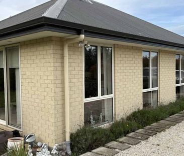 WAIMATE - 3 BEDROOM HOUSE - Photo 3