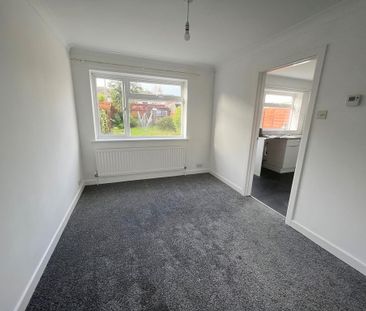 4 bedroom terraced house to rent - Photo 1