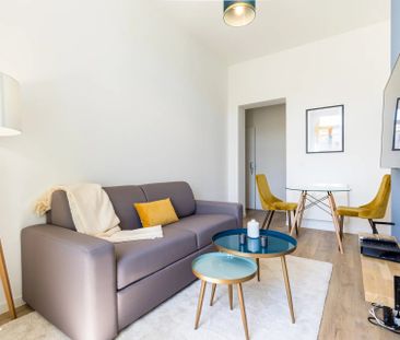 Location Appartement 2 pièces 36m² MARSEILLE 6ème - Photo 1