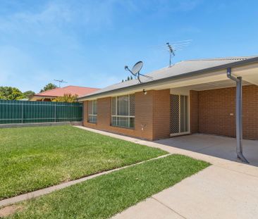 4 Bedroom family home in Blakeview - Photo 1