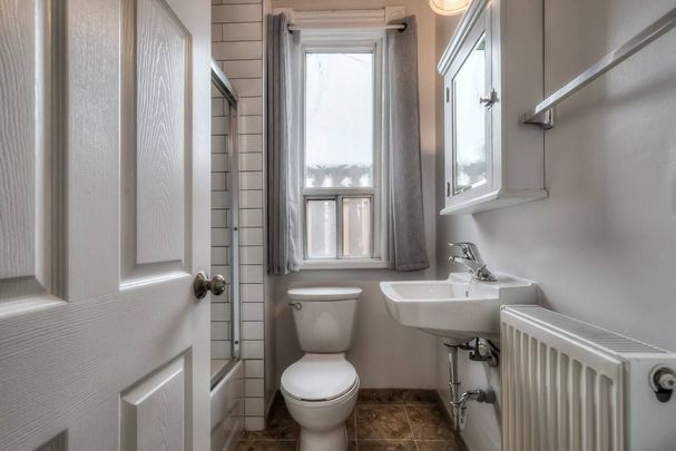 For Lease - 45 Clinton Street Unit# 3, Toronto, Ontario - Photo 1