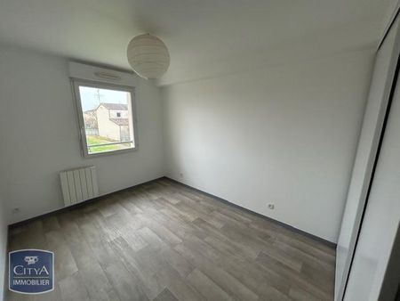 Location Appartement 3 pièces 67m² POITIERS 86000 - Photo 2