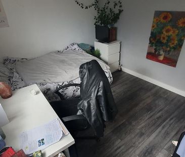 4 bedroom house to rent - Photo 3