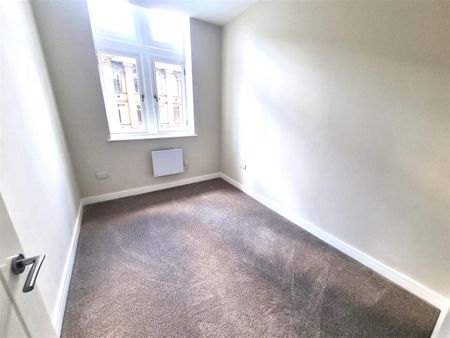 Chambers House, Queen Street, Morley - Photo 3