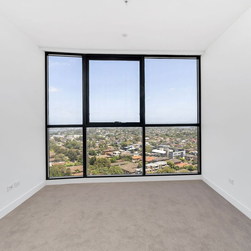 Stunning New Apartment with Breathtaking Views&excl; - Photo 1