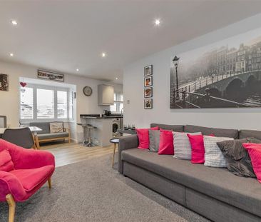 2 bedroom apartment to rent - Photo 5