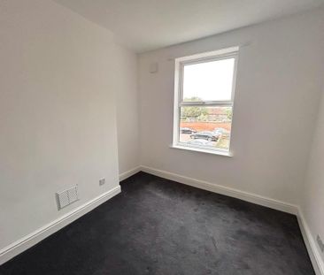 2 bedroom maisonette to rent - Photo 3