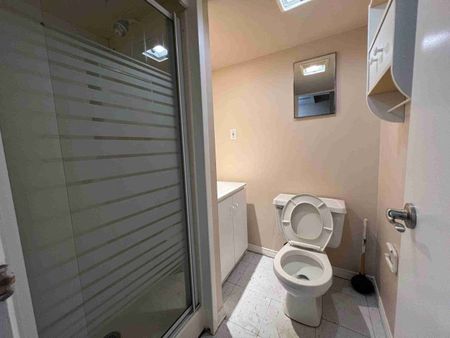 For Lease - 575 Gainsborough Road Unit# 71, London North, Ontario - Photo 4