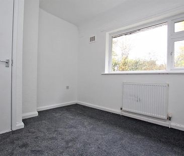 2 bedroom semi-detached house to rent - Photo 6