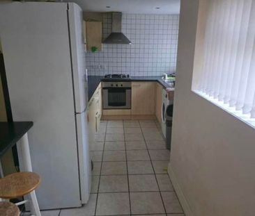 Room in a Shared House, Carnforth St, M14 - Photo 5