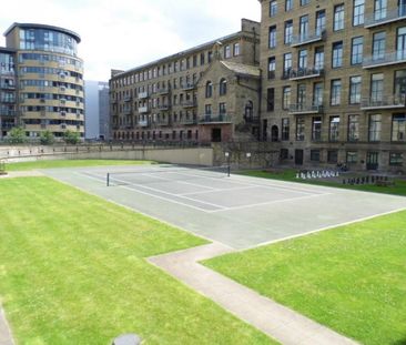 2 bedroom Flat To Let - Photo 3