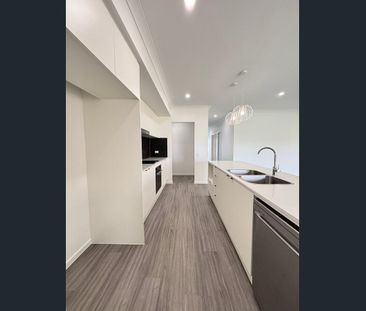 Brand New 4-Bedroom Home with Extra Multi-Purpose Room (Media / Stu... - Photo 6