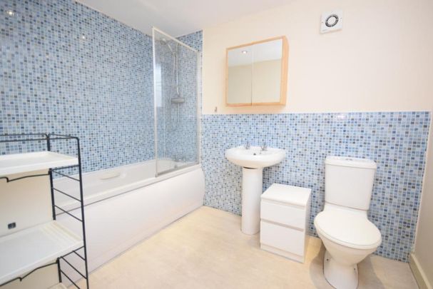 3 bedroom townhouse to rent - Photo 1