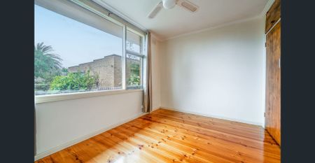 112 Edgar Street, Portland - Photo 3