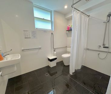 16-bedroom shared boarding house, Union St - Photo 2