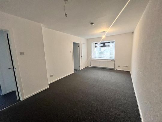 2 bedroom detached bungalow to rent - Photo 1