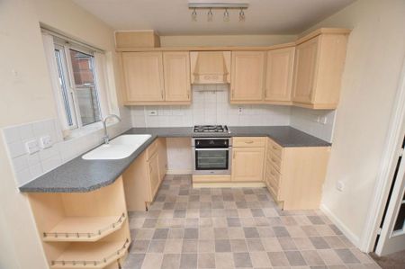 2 bedroom townhouse to rent - Photo 4