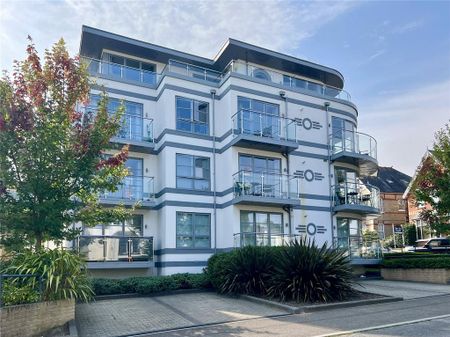 2 bedroom apartment to rent - Photo 4