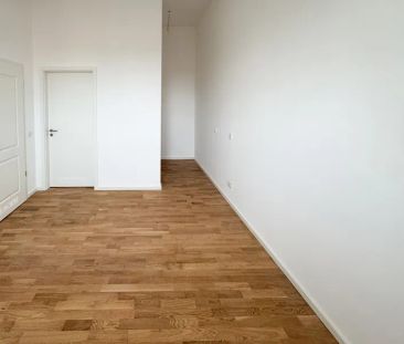Erstbezug-Hochwertige drei Zimmerwohnung mit Dachterrasse im histor... - Photo 1