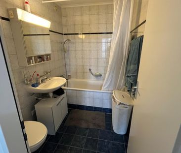 Appartement de 5.5 pièces au 4ème étage avec balcon - Photo 4