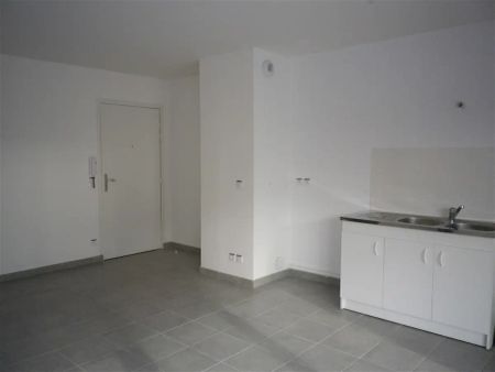 Location appartement 3 pièces - 56.82m² à Clermont ferrand (63000) - Photo 4
