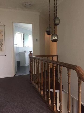 3 Bedroom House With Ample Parking Space - Photo 5