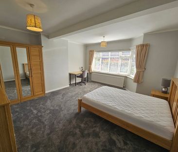 4 Bed Student Accommodation - Photo 4
