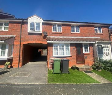 4 bedroom terraced house to rent - Photo 2