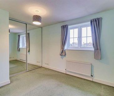 Little Manor Gardens, Cranleigh, GU6 - Photo 4