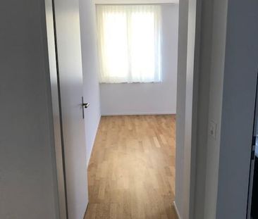 Schöne 3 1/2 Zimmer Wohnung zu vermieten - Photo 5