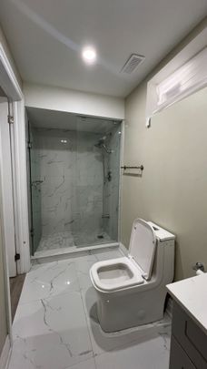 For Lease - 1008 Wrenwood Drive Unit# (2 Bdrm Unit), Oshawa, Ontario - Photo 1