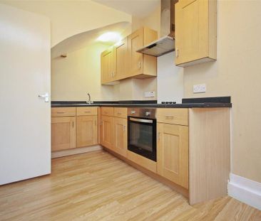 1 bedroom maisonette to rent - Photo 2