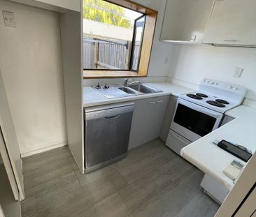 158D Edgeware Road, Edgeware - Photo 5