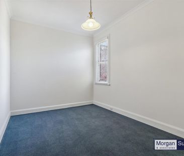 Spacious 2 bedroom apartment - Photo 2