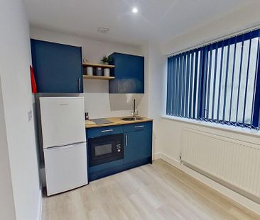 Studio to rent - Photo 2