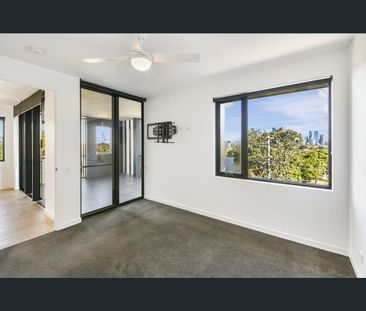 201/24 Norman Crescent, Norman Park, Qld 4170 - Photo 5