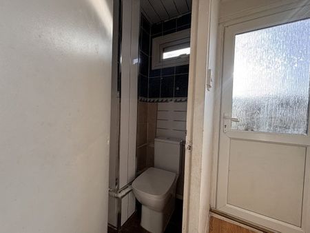 Tame Close, WS1, Property for rent - Photo 5